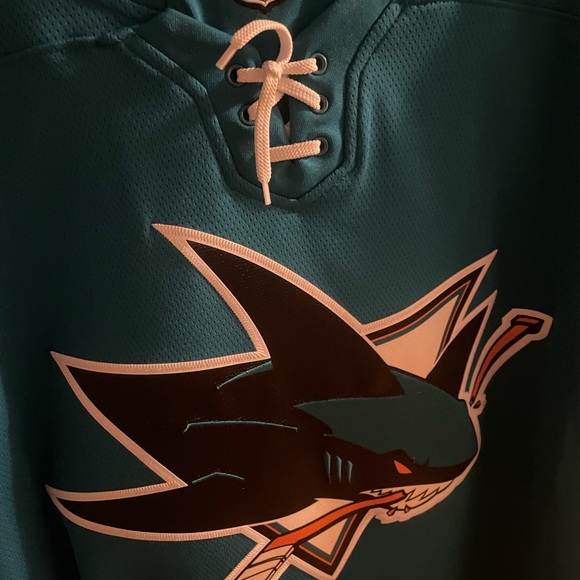 Brent Burns SJ Home Jersey-Fanatics (L) MINT conditon - Picture 8 of 8